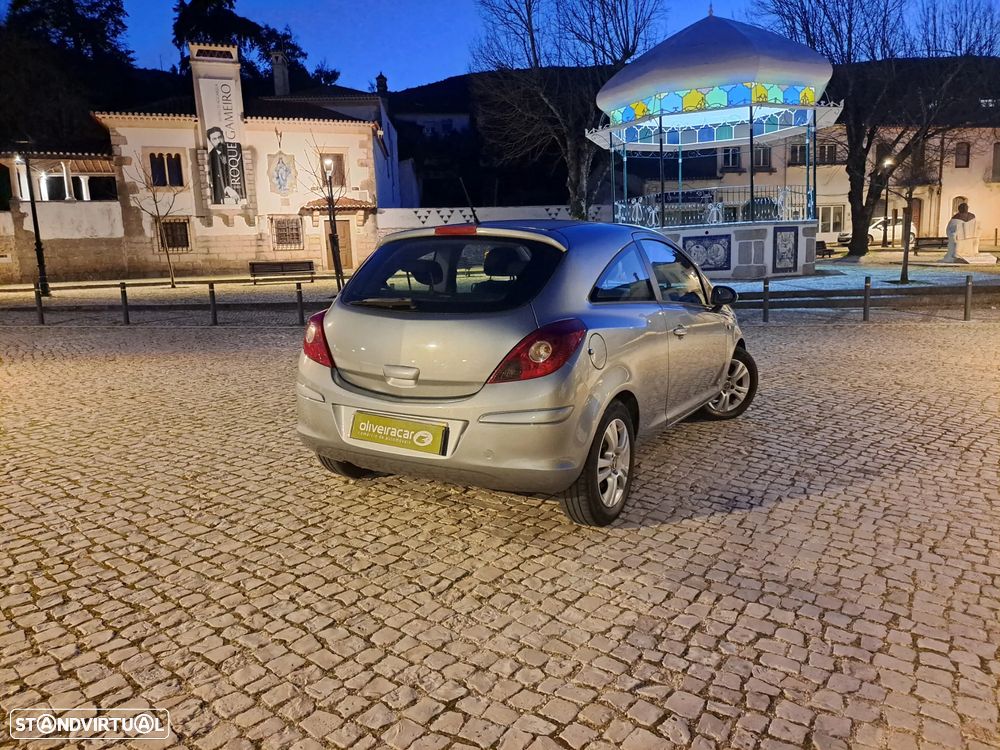 Opel Corsa 1.3 CDTI Stripes - 23