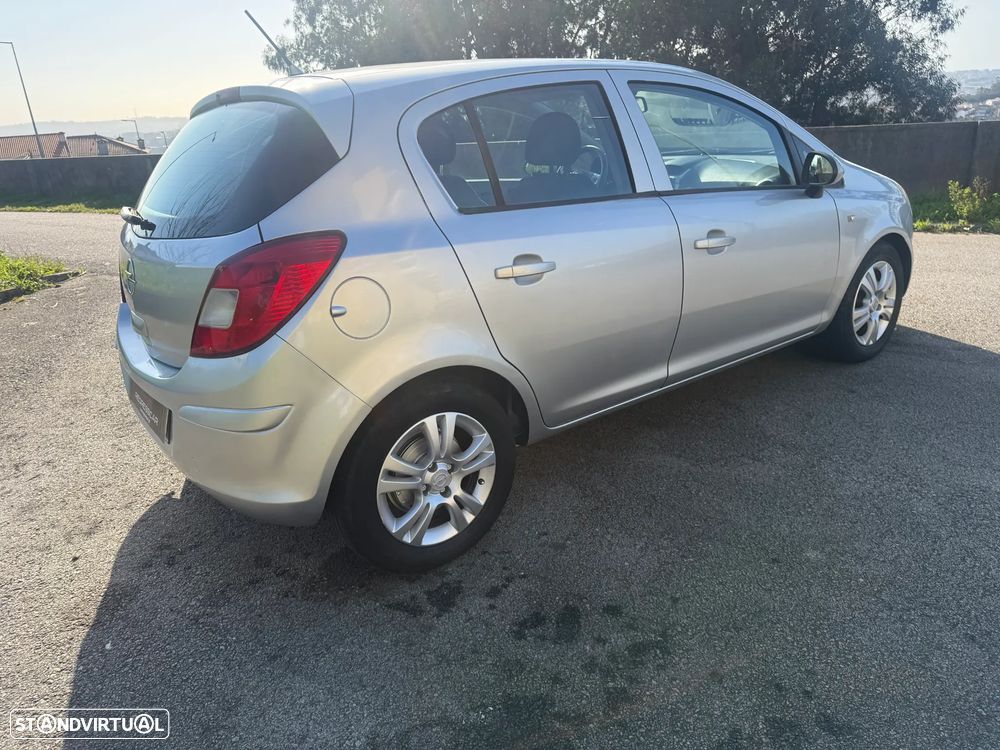 Opel Corsa - 4