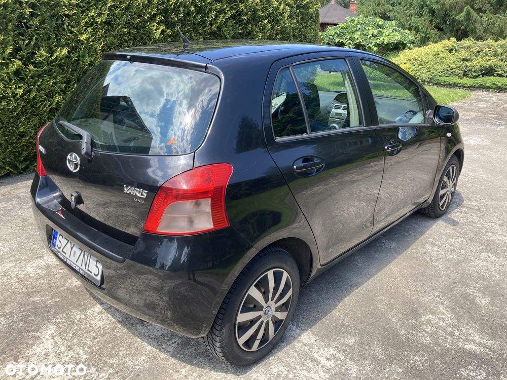 Toyota Yaris 1.3 Luna A/C - 4