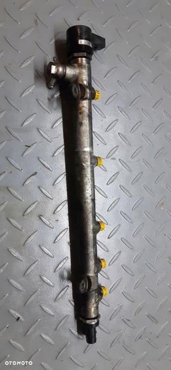 Mercedes W211 2.2 Listwa Wtryskowa A6110700395 - 1