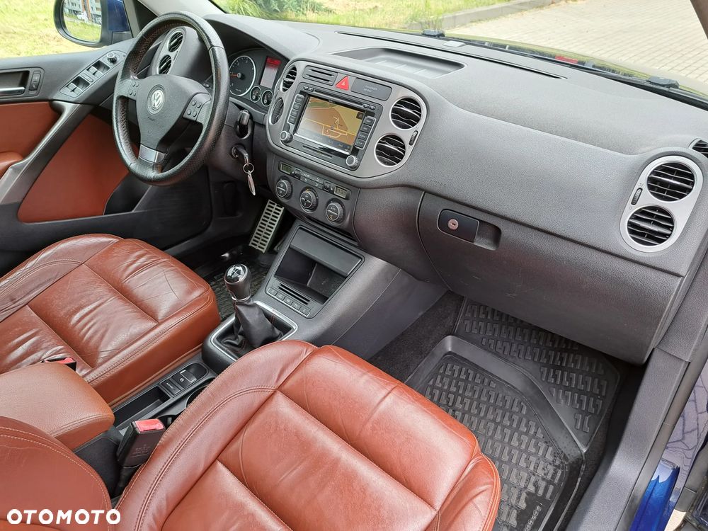 Volkswagen Tiguan - 18
