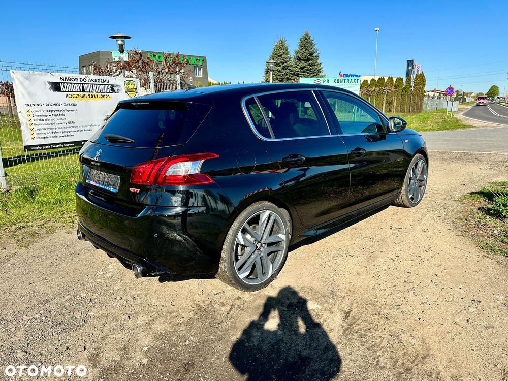 Peugeot 308 1.6 e-THP GTi by Sport S&S - 12