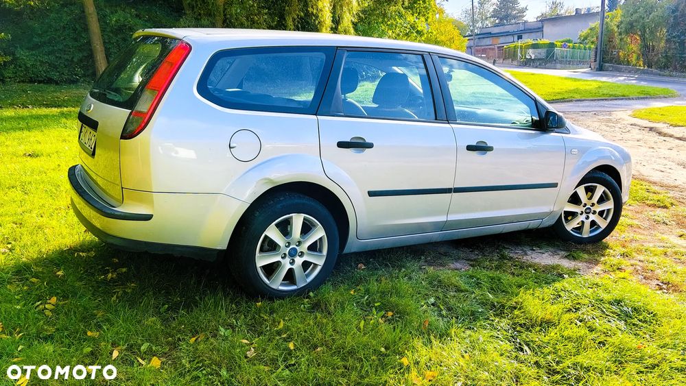 Ford Focus 2005 photo 3