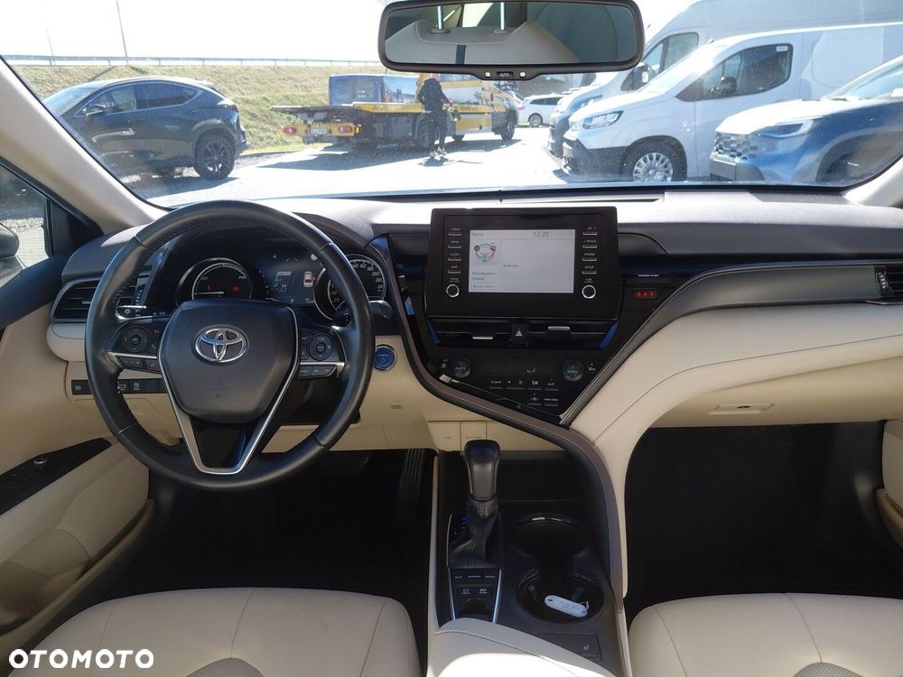 Toyota Camry 2.5 Hybrid Comfort CVT - 11