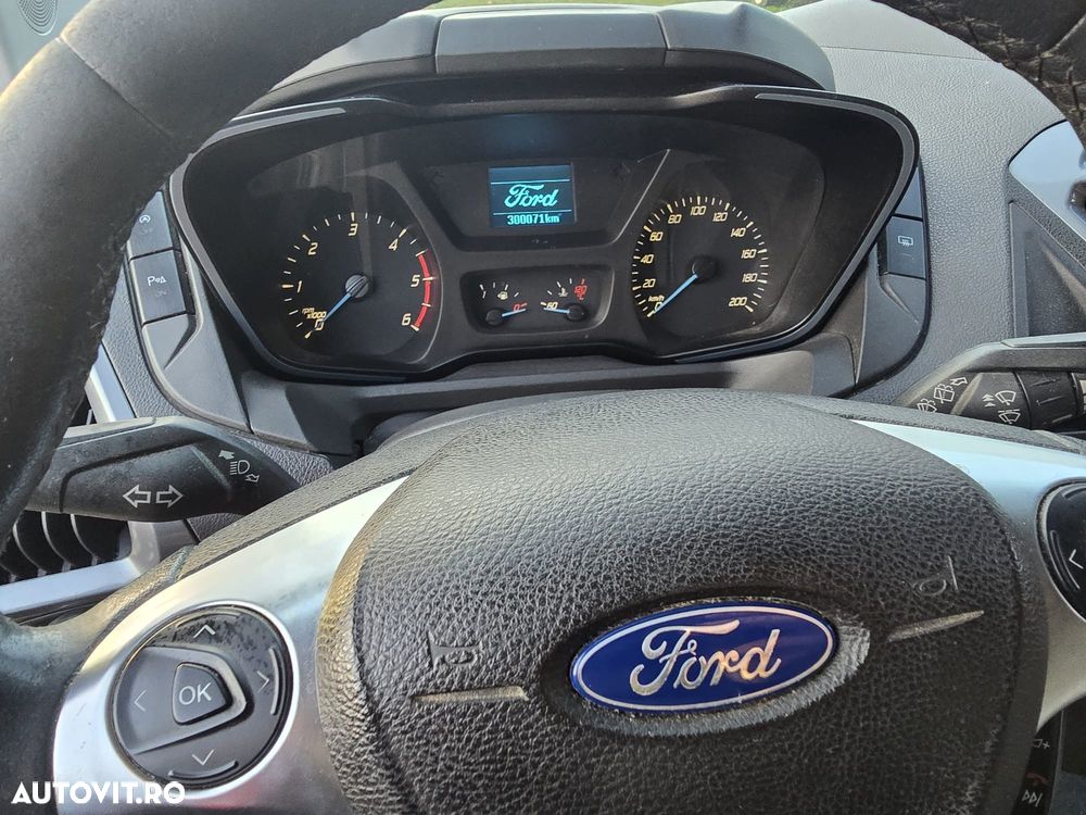 Ford Tourneo Custom 310 L2H1 VA Titanium X - 11
