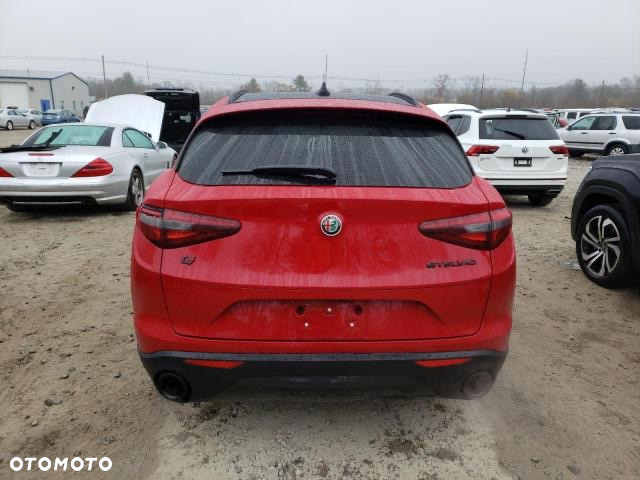 Alfa Romeo Stelvio 2.0 Turbo Veloce TI Q4 - 6