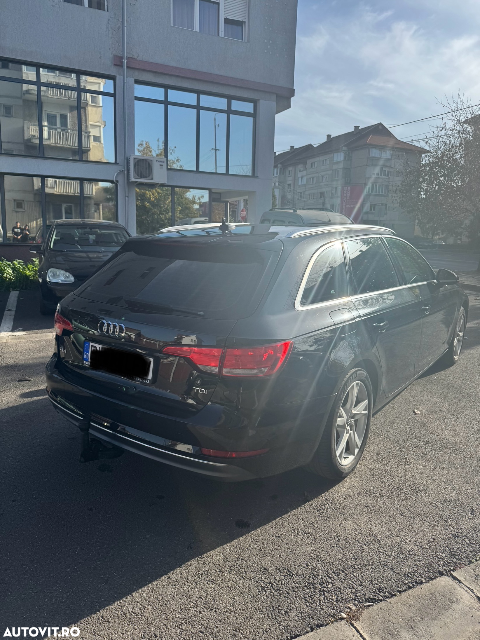 Audi A4 Avant 2.0 TDI S tronic Design - 5