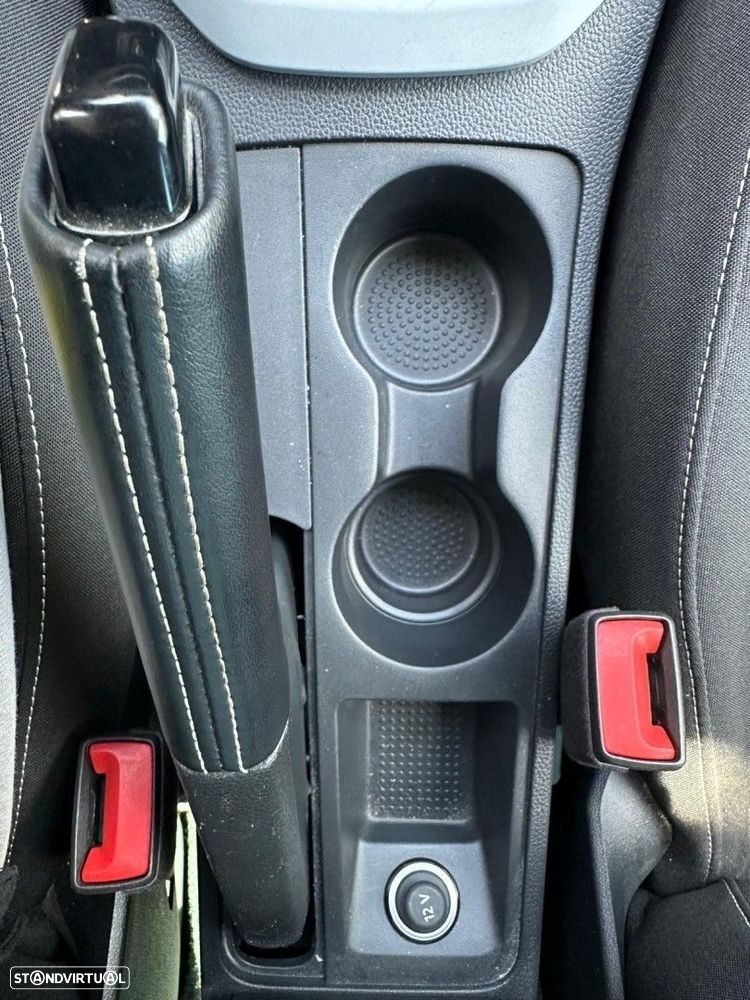 SEAT Arona - 19