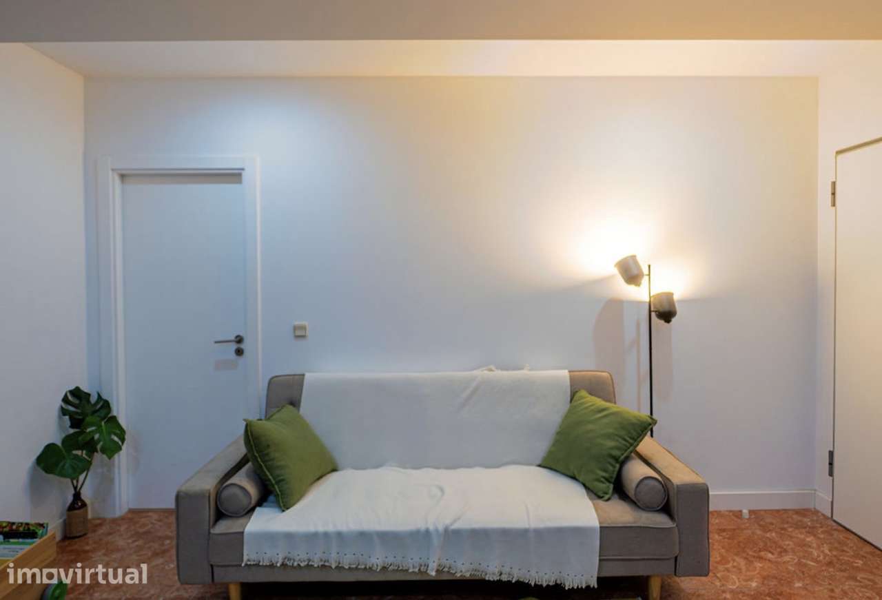 Moradia T3 geminada com jardim e varanda - Grande imagem: 5/19