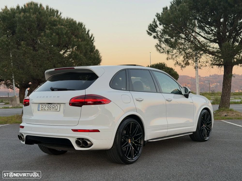 Porsche Cayenne S Tiptronic S - 5