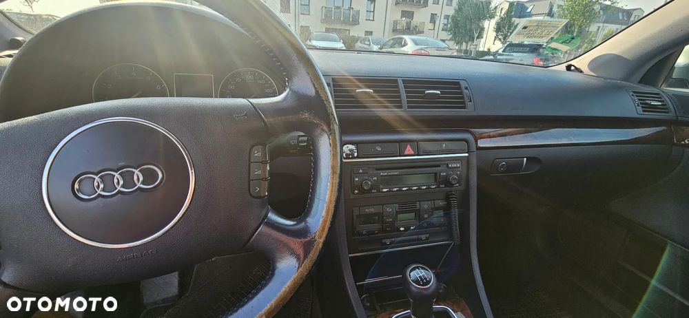 Audi A4 Avant 1.8T - 6