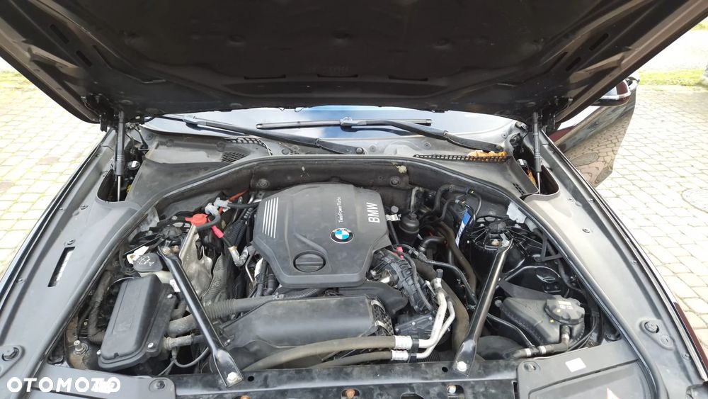 BMW Seria 5 520d - 18