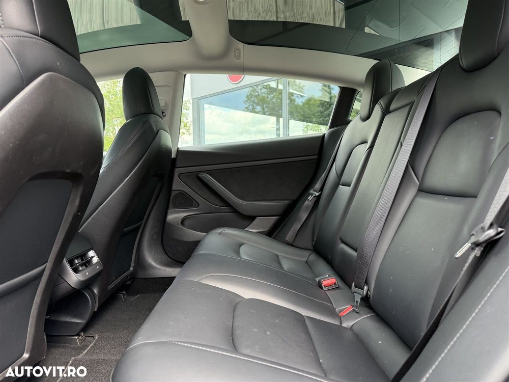 Tesla Model 3 Standard Reichweite Plus Hinterradantrieb - 9