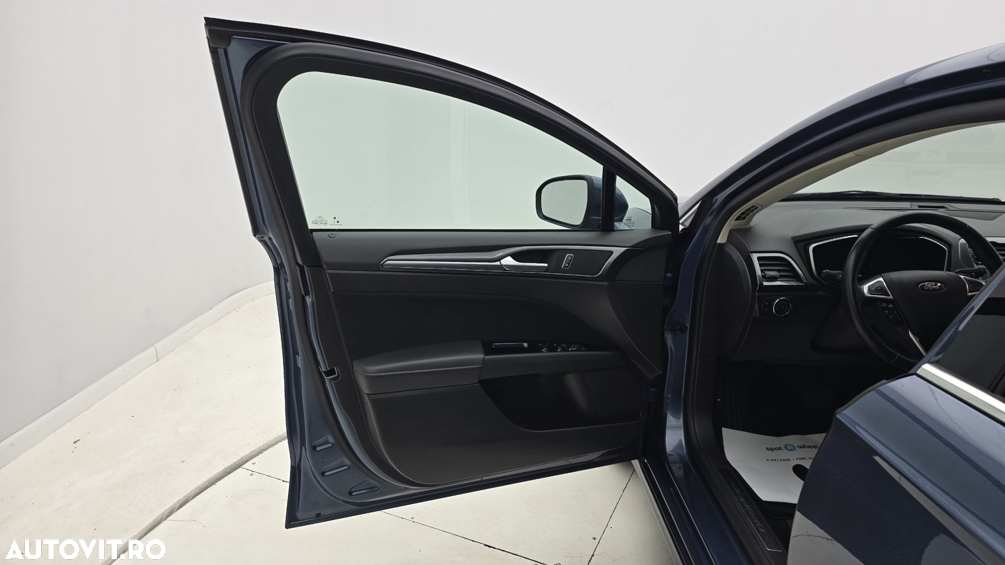 Ford Mondeo - 10