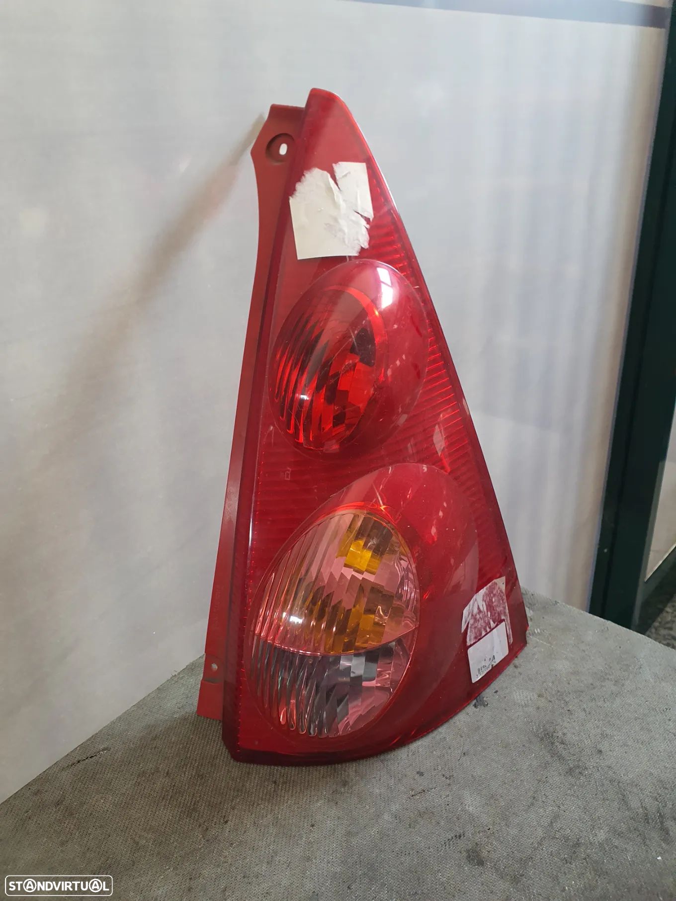FAROLIM DIREITO CITROEN C1 / 81550-0H040 - 1