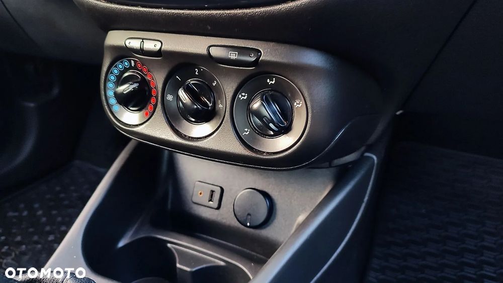 Opel Corsa 1.4 16V Edition - 19