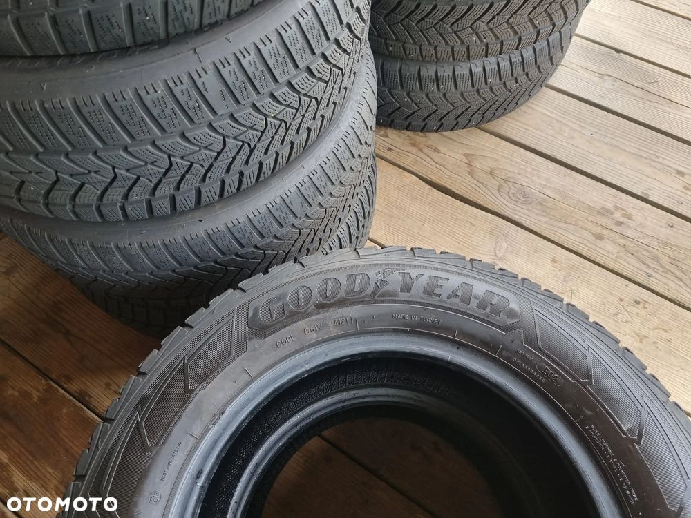 Opony Goodyear Ultragrip Cargo 215/65R16C 109T 2021r 5,5/4mm na sezon - 12
