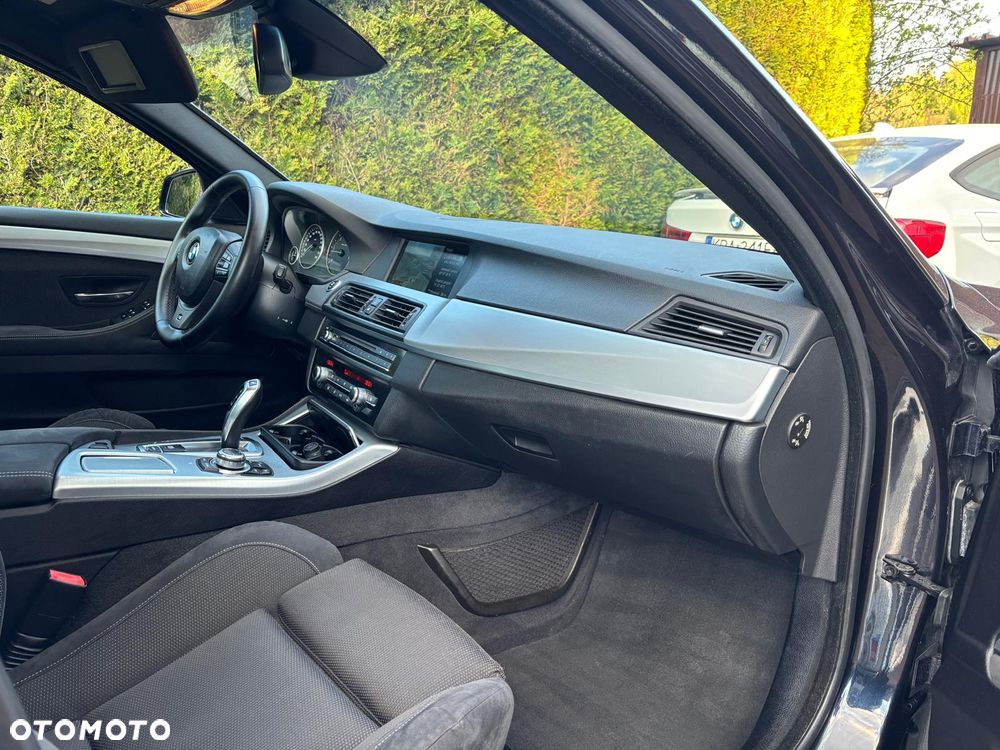 BMW Seria 5 520d Sport-Aut - 12