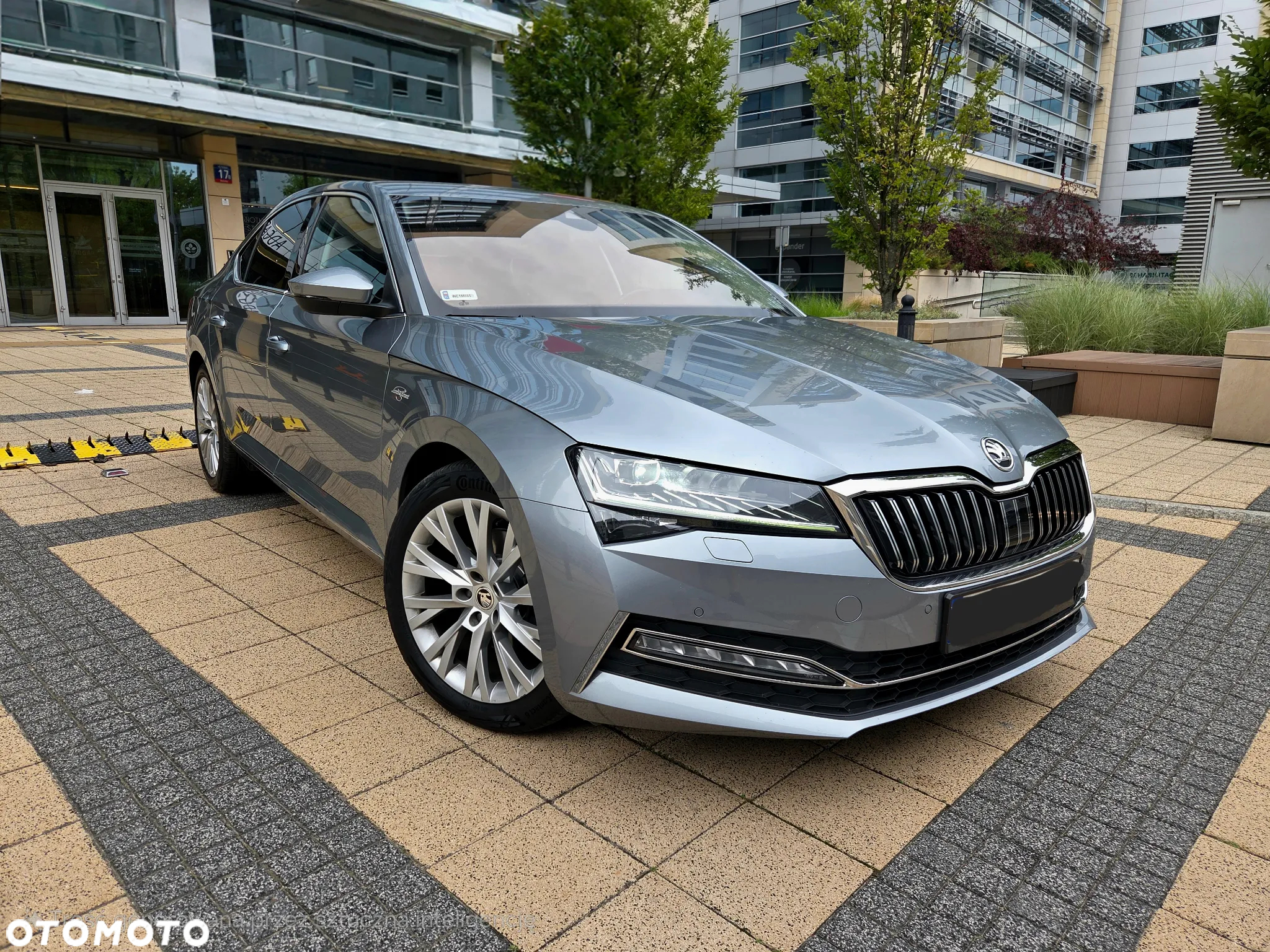 Skoda Superb 2.0 TDI SCR L&K DSG - 3