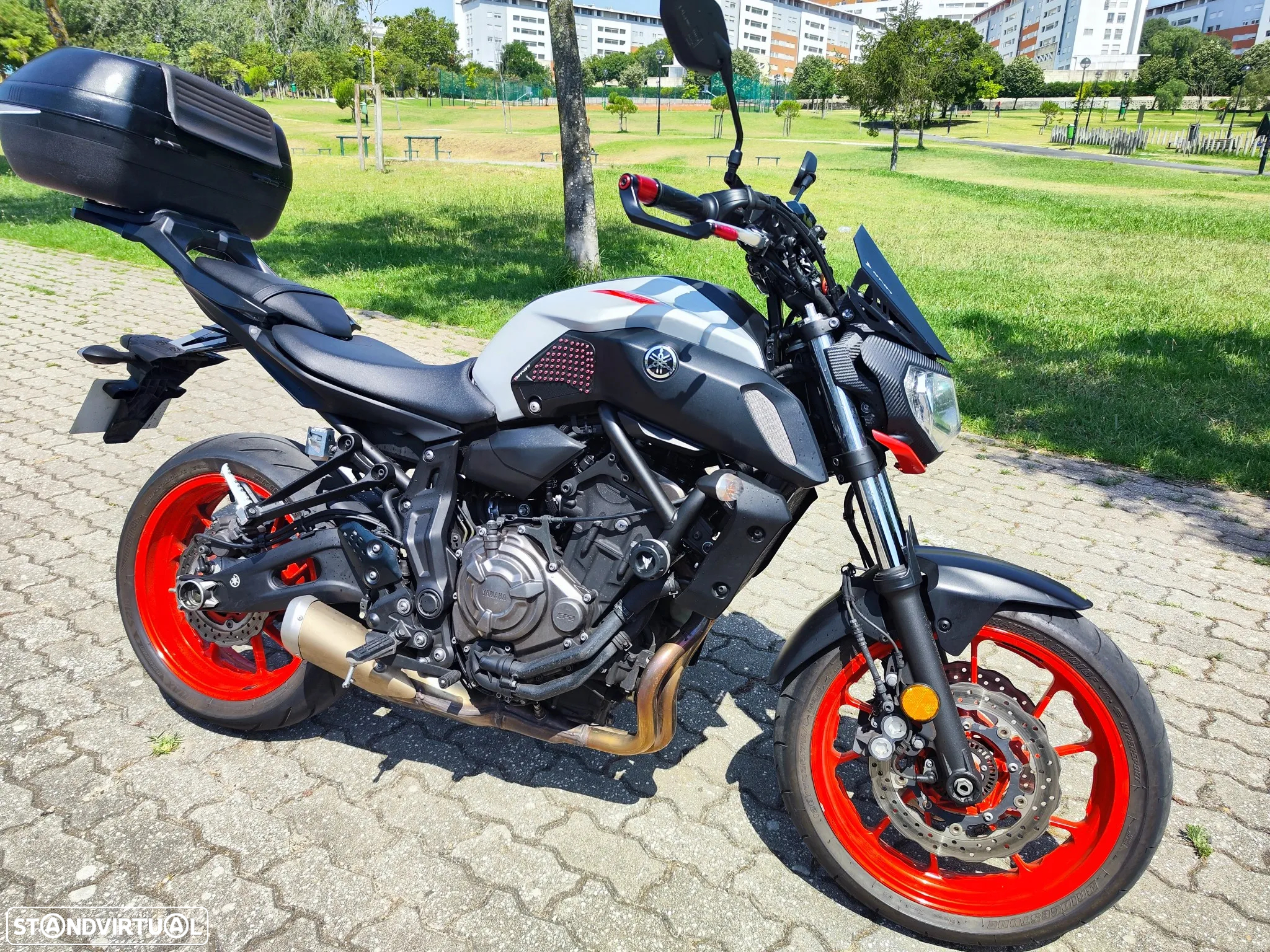 Yamaha MT-07 abs - 12