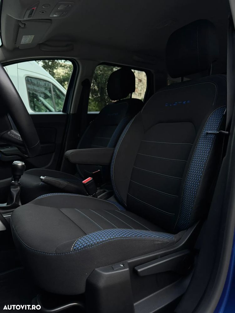 Dacia Duster TCe 130 2WD GPF Celebration - 11