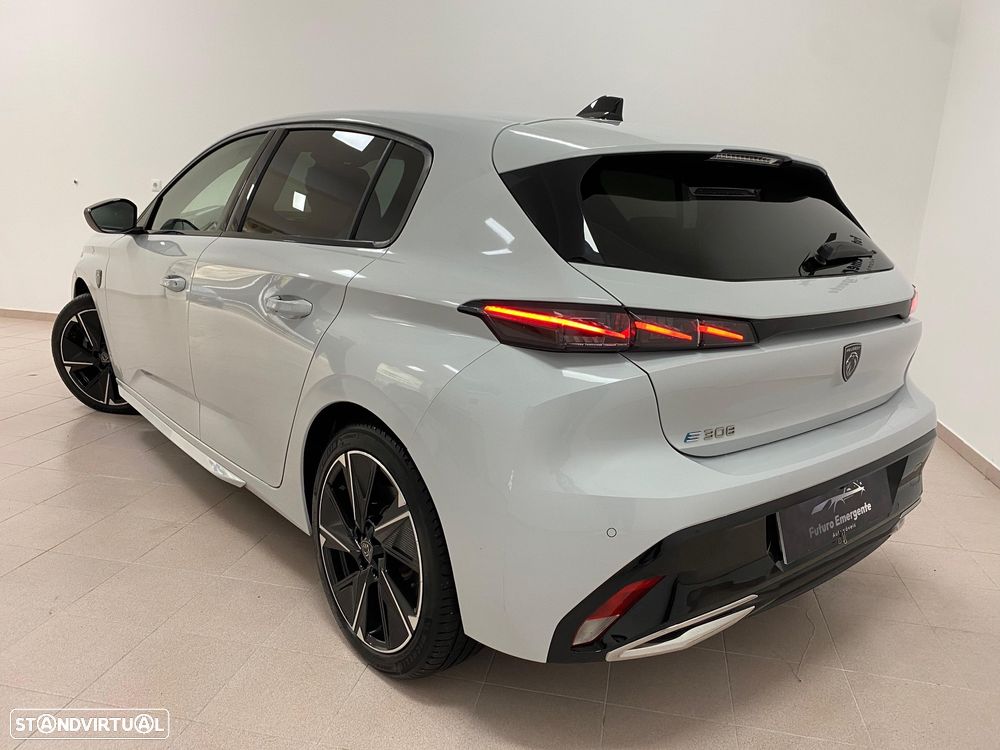 Peugeot e-308 54 kWh First Edition - 2