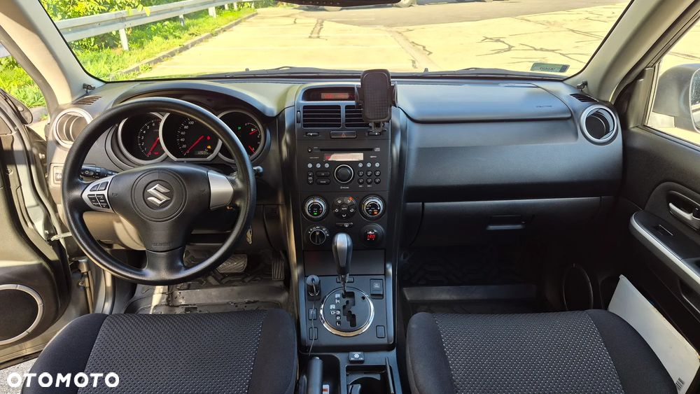 Suzuki Grand Vitara - 19