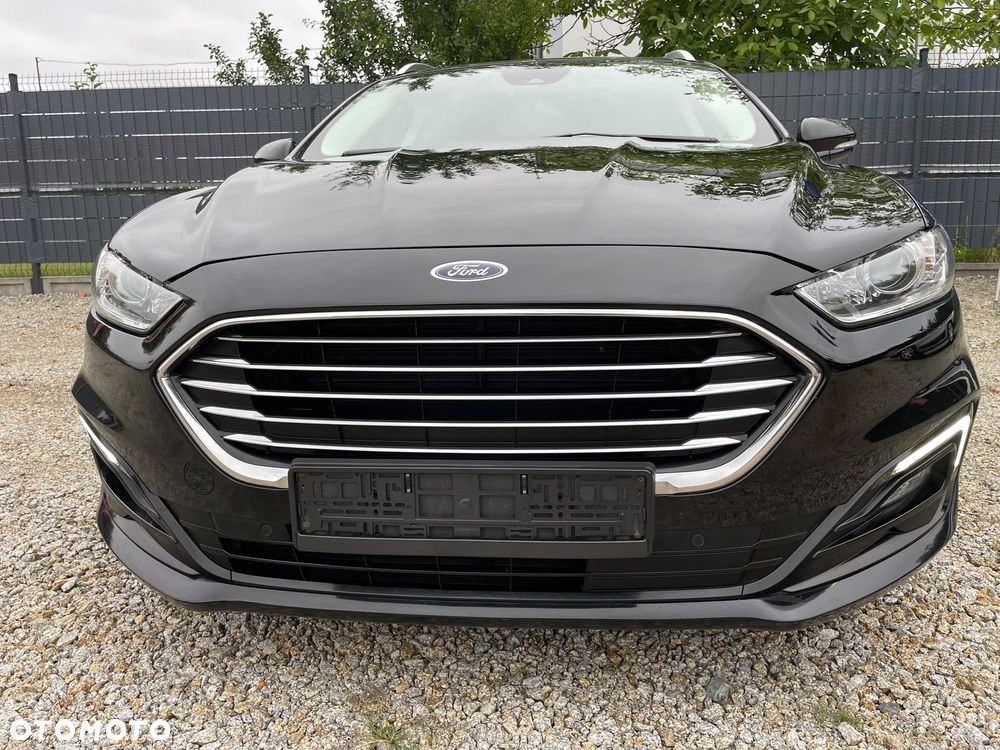 Ford Mondeo - 29