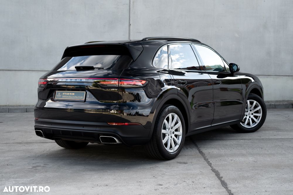 Porsche Cayenne Tiptronic S Platinum Edition - 4