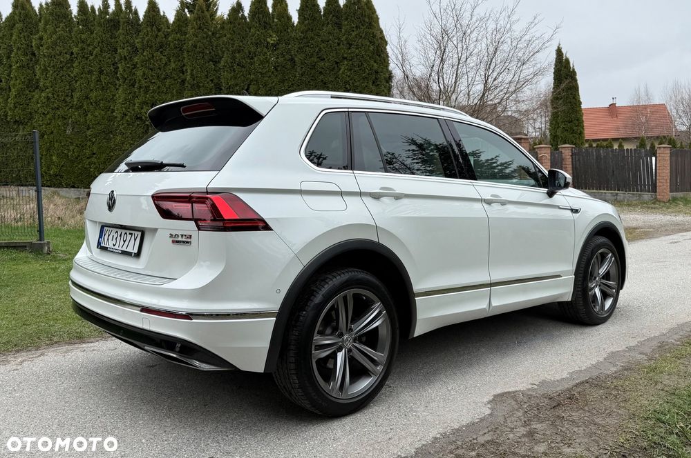 Volkswagen Tiguan - 11