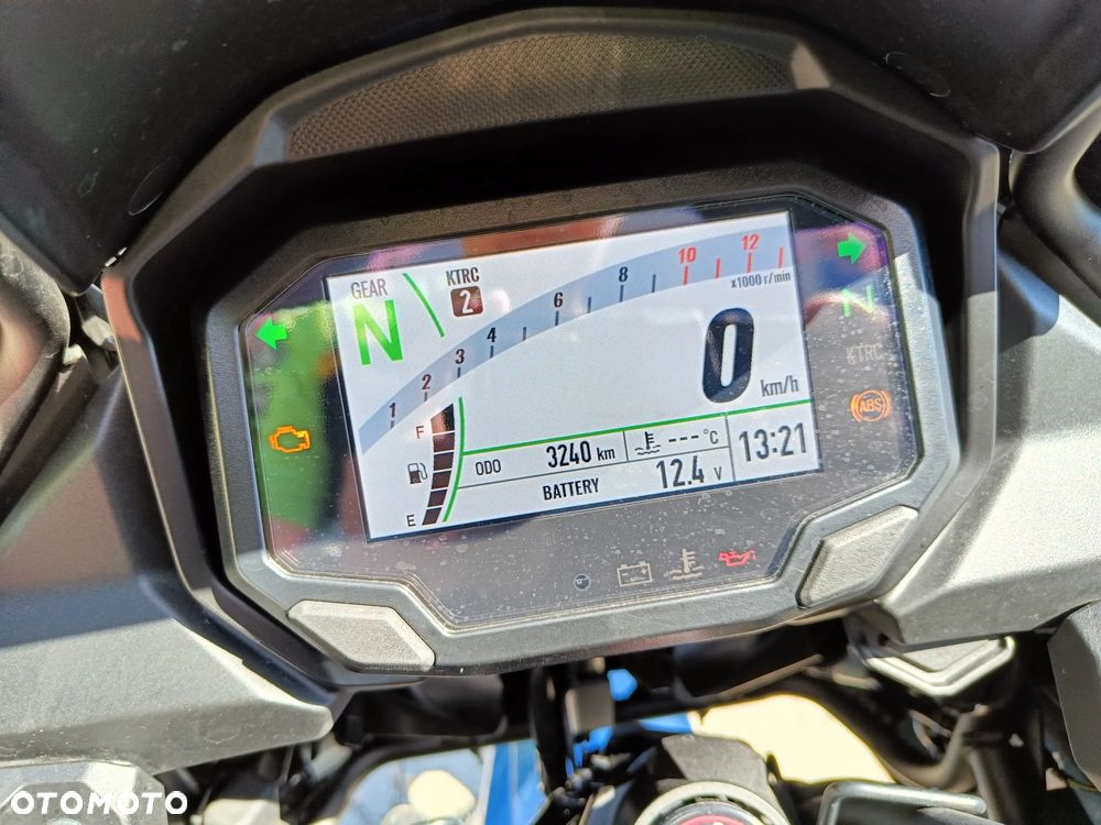 Kawasaki Versys 650 - 10