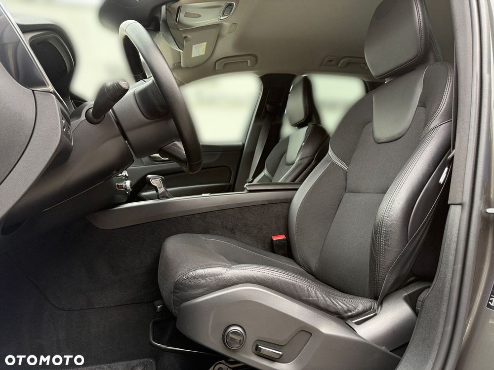 Volvo XC 60 - 12