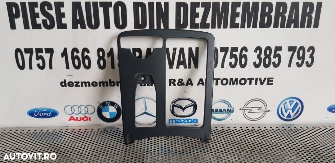Ornament Consola Cotiera Schimbator Mercedes E Class W212 Dezmenbrez Mercedes E Class W212 - 1