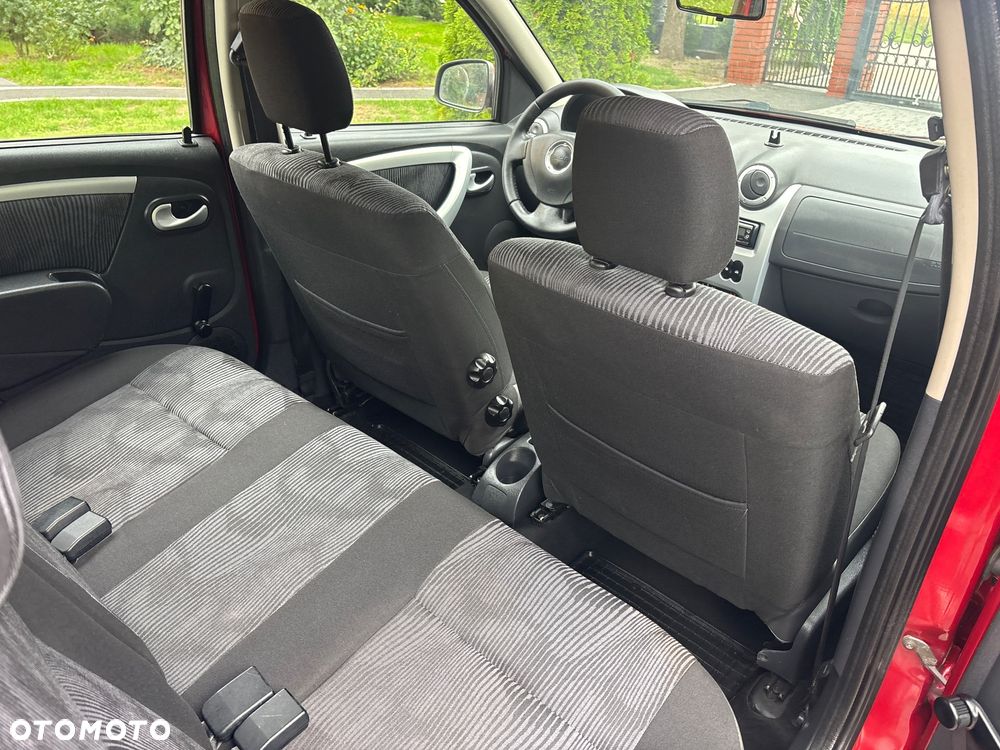 Dacia Sandero 1.6 MPI Laureate - 32