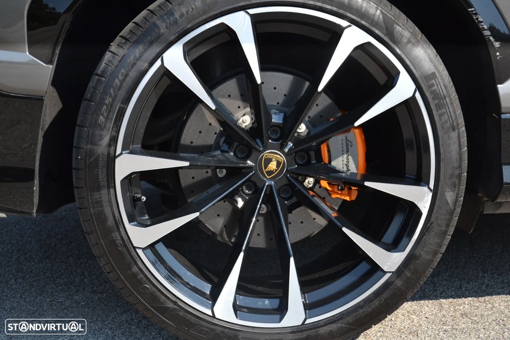 Lamborghini Urus - 20