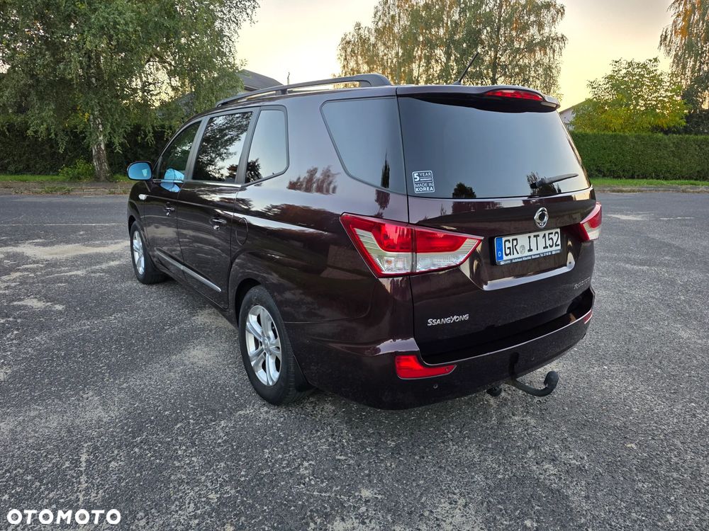 SsangYong/KGM Rodius 2.2 e-XDi220 Turismo - 25