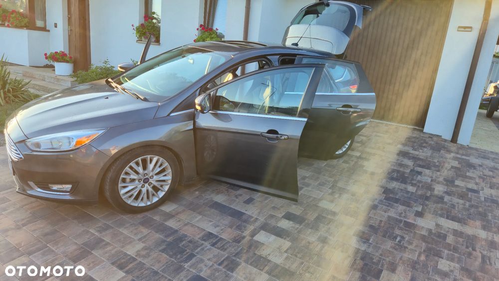 Ford Focus - 12