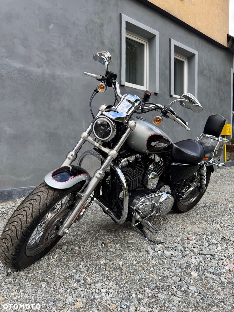 Harley-Davidson Sportster Custom 1200C - 1