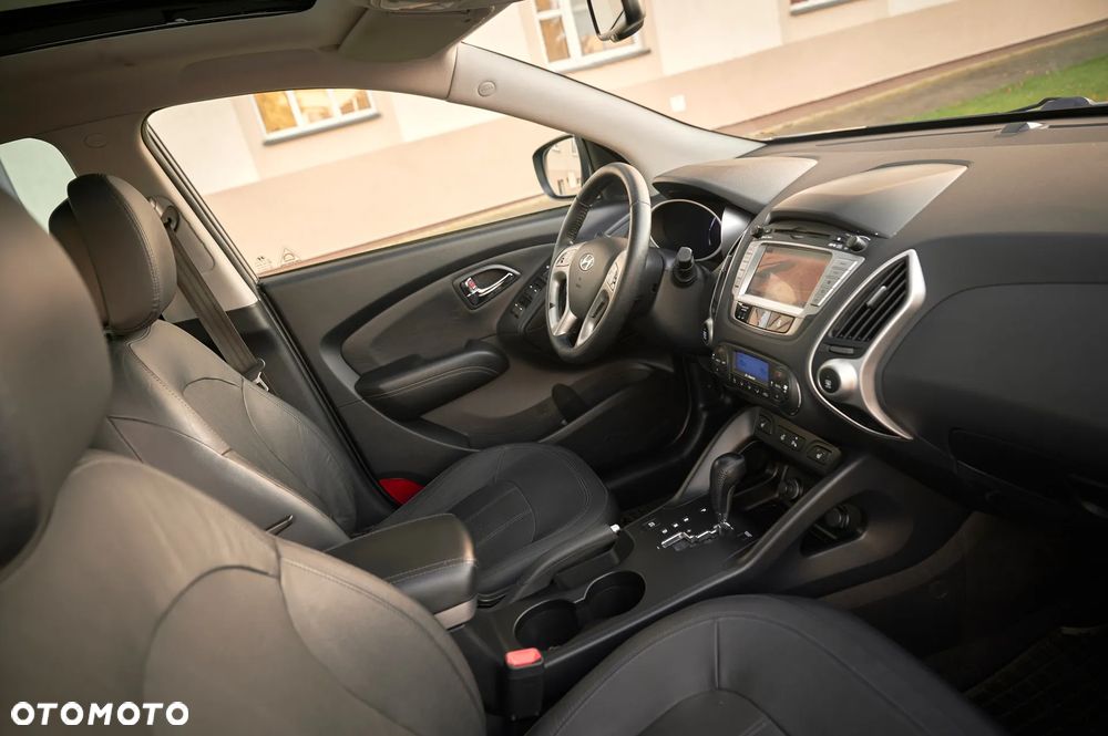 Hyundai ix35 2.0 CRDi 4WD Automatik Premium - 27