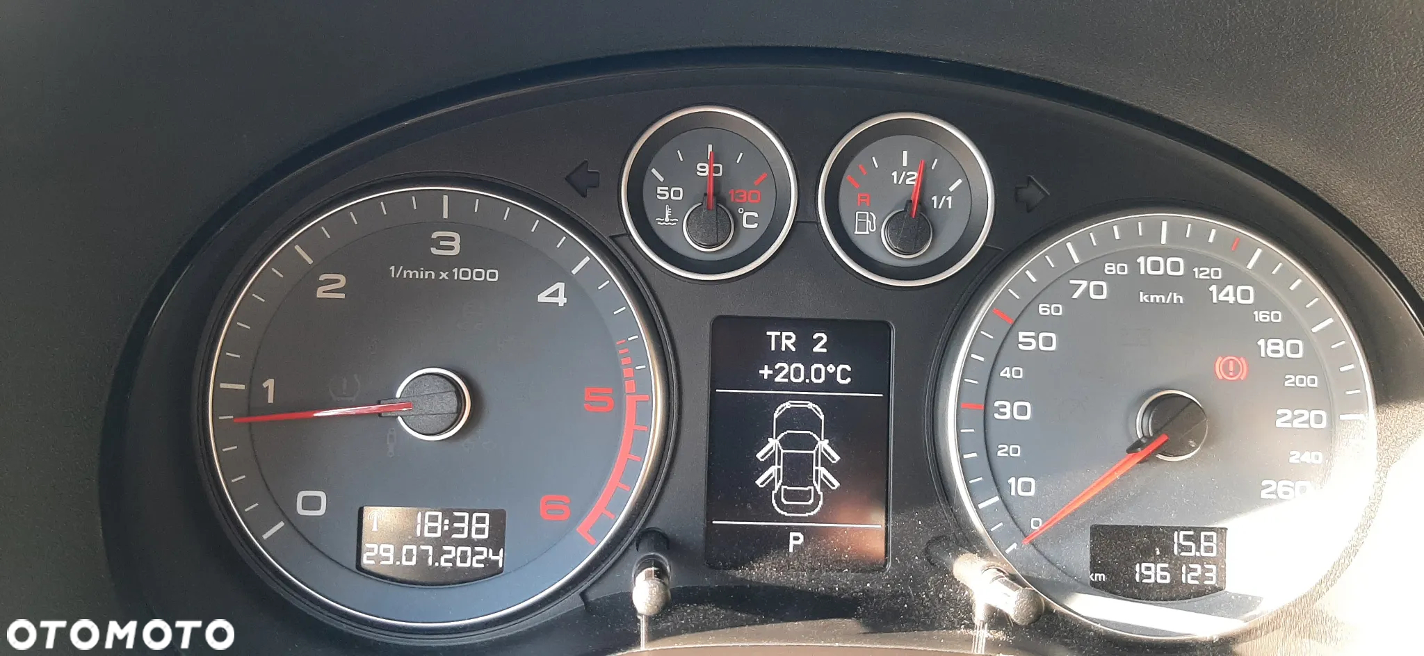 Audi A3 1.6 TDI DPF Ambiente S tronic - 21