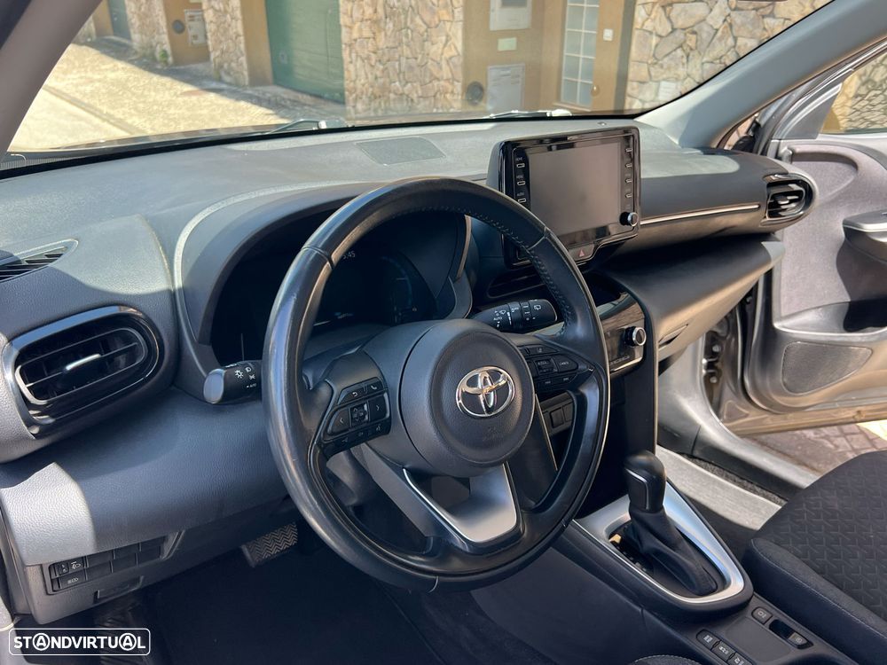 Toyota Yaris Cross 1.5 HDF Comfort Plus - 13