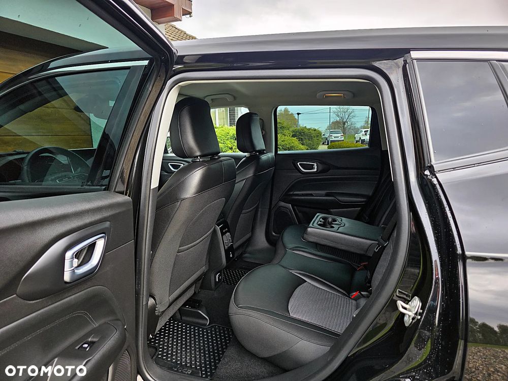 Jeep Compass 1.5 GSE T4 48V e-Hybrid Automatik - 37