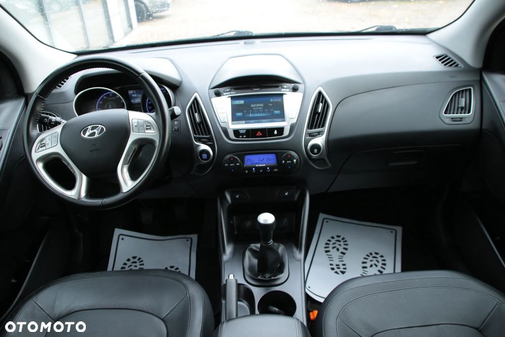Hyundai ix35 2.0 4WD Style - 17