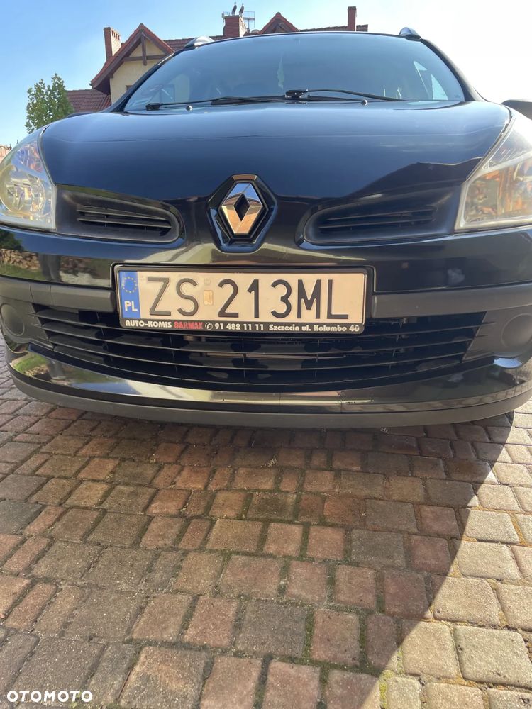 Renault Clio - 8