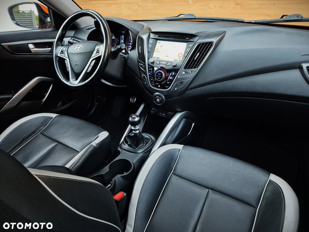 Hyundai Veloster 1.6 Turbo Premium - 7