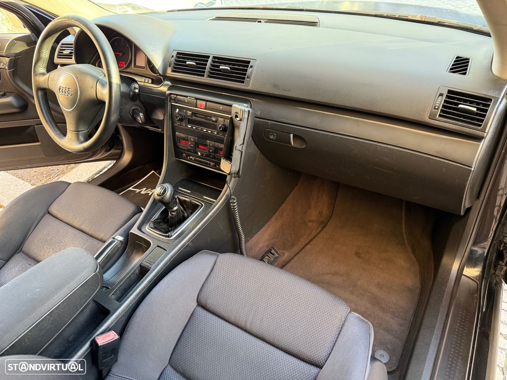 Audi A4 Avant 1.9 TDI m5 Sport - 12