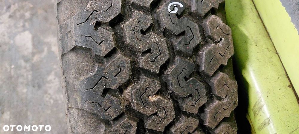 ZAPAS TROOPER ISUZU 15X6J 6X139.7 BRIDGESTONE DESERT DUELER 215SR15 - 4