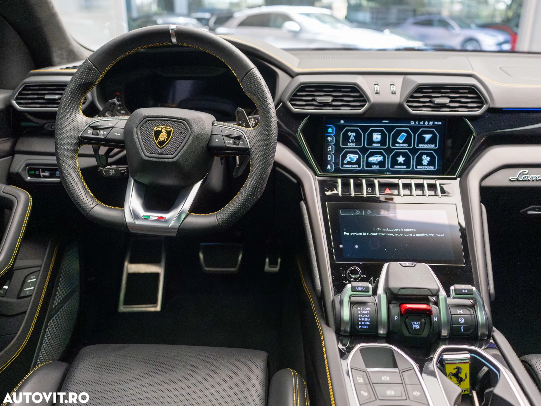 Lamborghini URUS Standard - 10