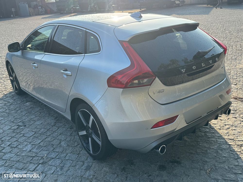 Volvo V40 2015 photo 4