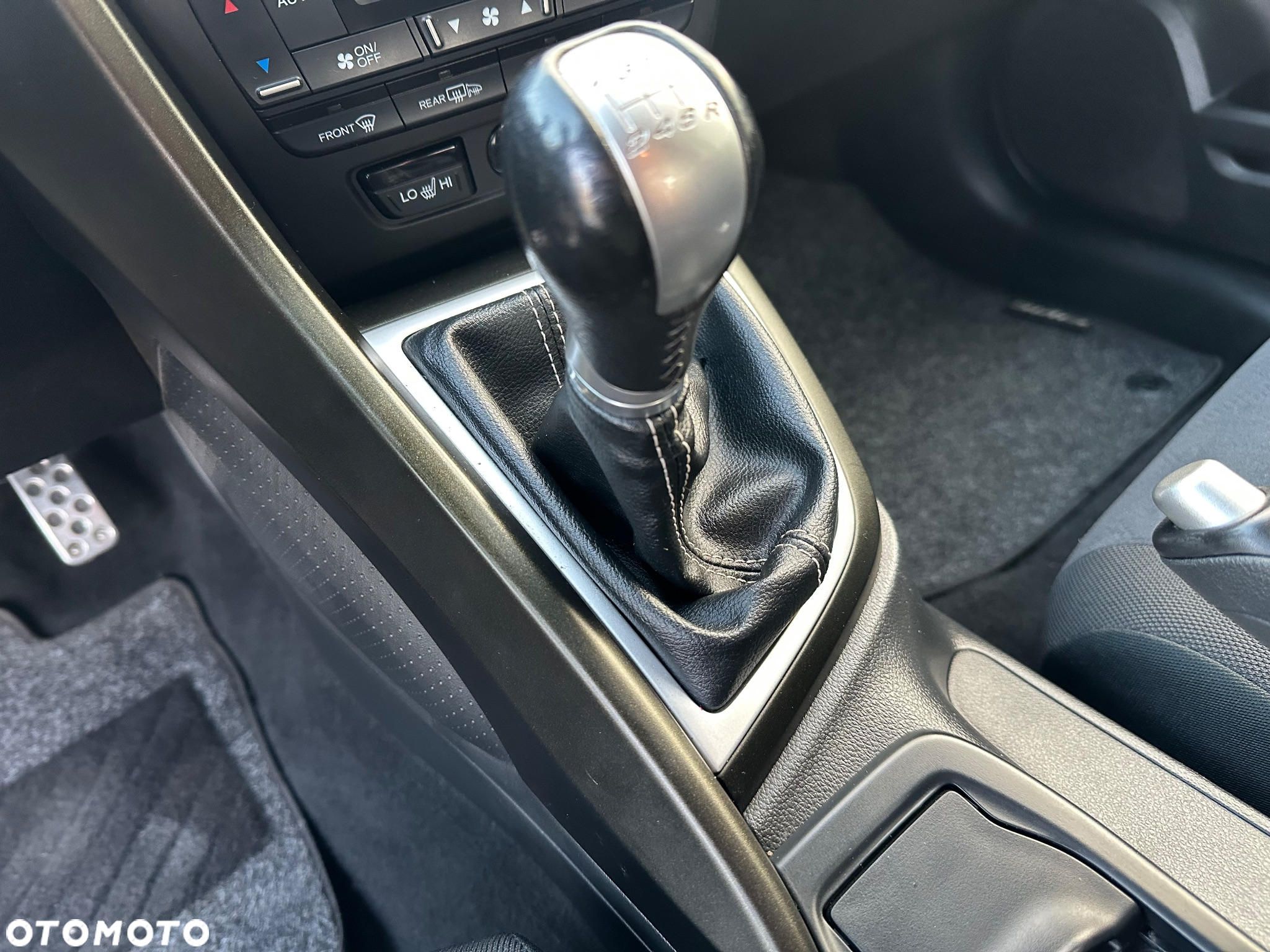 Honda Civic 1.8 i-VTEC Sport - 18